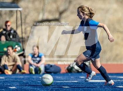 Thumbnail 1 in Legend vs Smoky Hill photogallery.