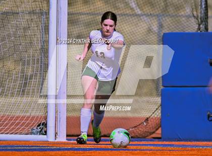 Thumbnail 3 in Legend vs Smoky Hill photogallery.
