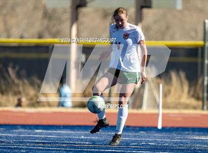 Thumbnail 3 in Legend vs Smoky Hill photogallery.