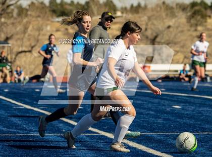 Thumbnail 3 in Legend vs Smoky Hill photogallery.