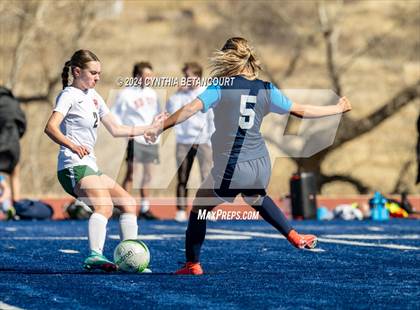 Thumbnail 1 in Legend vs Smoky Hill photogallery.