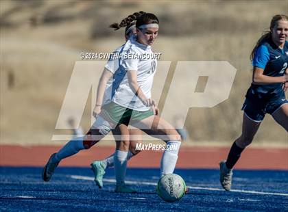 Thumbnail 3 in Legend vs Smoky Hill photogallery.