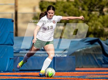 Thumbnail 2 in Legend vs Smoky Hill photogallery.