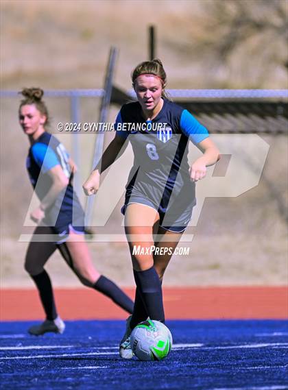 Thumbnail 2 in Legend vs Smoky Hill photogallery.
