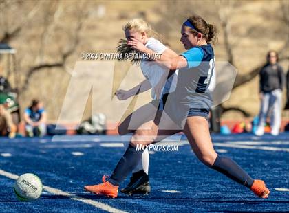 Thumbnail 2 in Legend vs Smoky Hill photogallery.