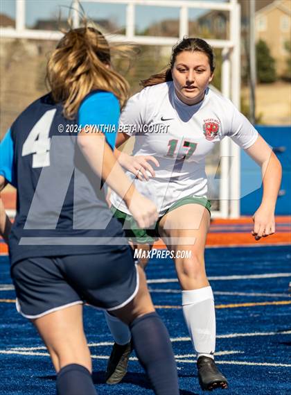 Thumbnail 3 in Legend vs Smoky Hill photogallery.