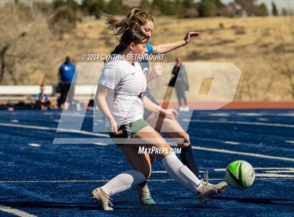 Thumbnail 3 in Legend vs Smoky Hill photogallery.