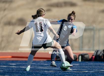 Thumbnail 3 in Legend vs Smoky Hill photogallery.