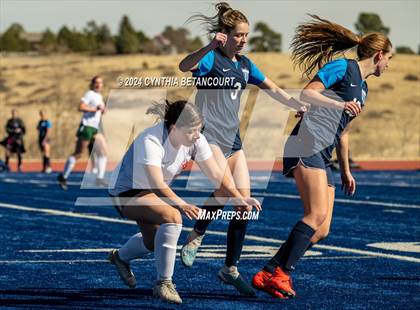 Thumbnail 1 in Legend vs Smoky Hill photogallery.