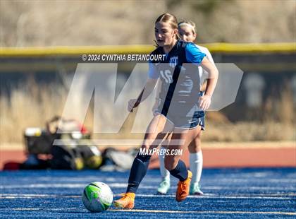 Thumbnail 2 in Legend vs Smoky Hill photogallery.