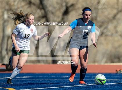 Thumbnail 1 in Legend vs Smoky Hill photogallery.
