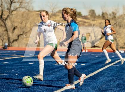 Thumbnail 2 in Legend vs Smoky Hill photogallery.