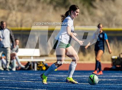 Thumbnail 2 in Legend vs Smoky Hill photogallery.