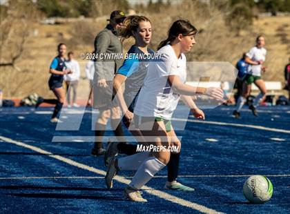 Thumbnail 1 in Legend vs Smoky Hill photogallery.