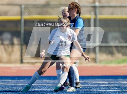 Thumbnail 3 in Legend vs Smoky Hill photogallery.