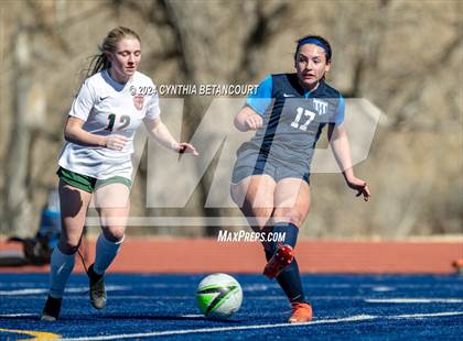 Thumbnail 3 in Legend vs Smoky Hill photogallery.