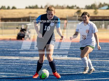 Thumbnail 1 in Legend vs Smoky Hill photogallery.