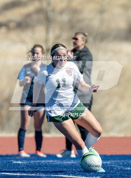 Thumbnail 3 in Legend vs Smoky Hill photogallery.