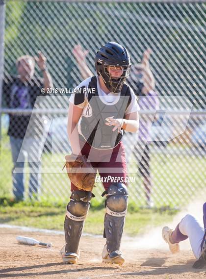 Thumbnail 1 in Monroe-Woodbury @ Kingston (Section 9 Class AA Semifinal) photogallery.