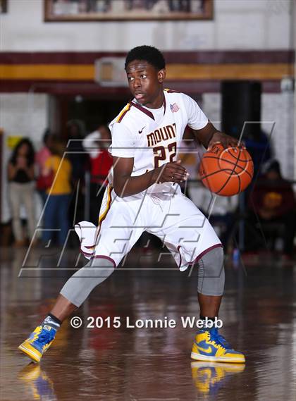 Thumbnail 3 in Scarsdale vs Mt. Vernon (Section 1 Class AA Opening Round) photogallery.