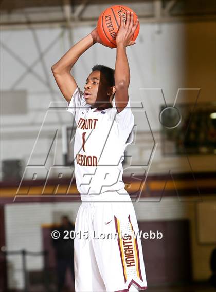 Thumbnail 3 in Scarsdale vs Mt. Vernon (Section 1 Class AA Opening Round) photogallery.