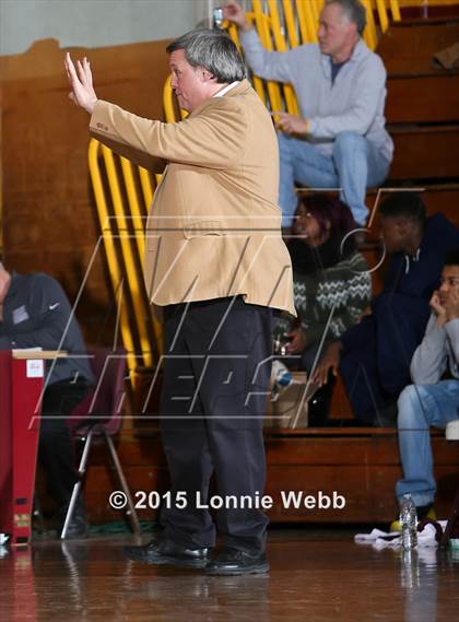 Thumbnail 2 in Scarsdale vs Mt. Vernon (Section 1 Class AA Opening Round) photogallery.
