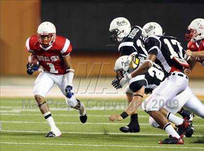 Thumbnail 2 in 2009 THSCA All-Star Football Game photogallery.