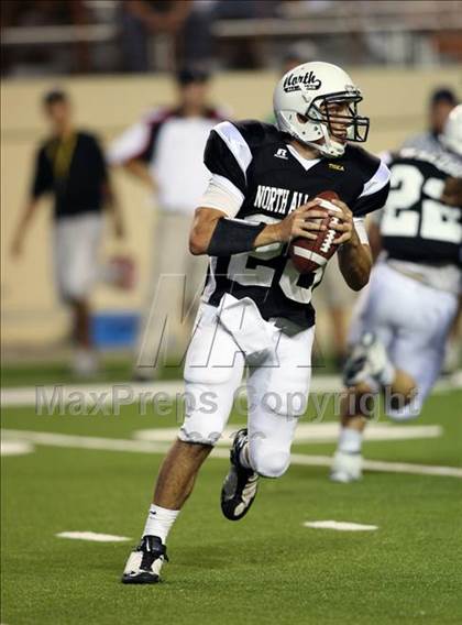 Thumbnail 3 in 2009 THSCA All-Star Football Game photogallery.