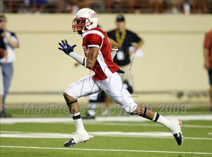 Thumbnail 2 in 2009 THSCA All-Star Football Game photogallery.