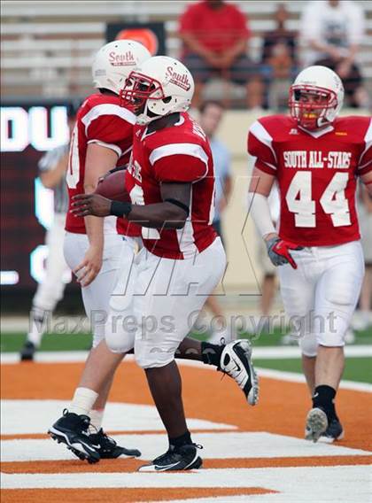 Thumbnail 2 in 2009 THSCA All-Star Football Game photogallery.