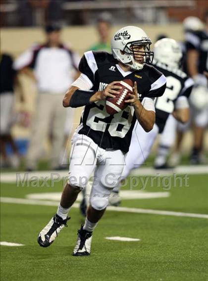 Thumbnail 2 in 2009 THSCA All-Star Football Game photogallery.