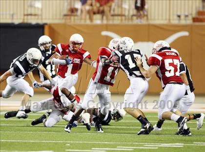 Thumbnail 1 in 2009 THSCA All-Star Football Game photogallery.