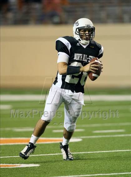 Thumbnail 2 in 2009 THSCA All-Star Football Game photogallery.