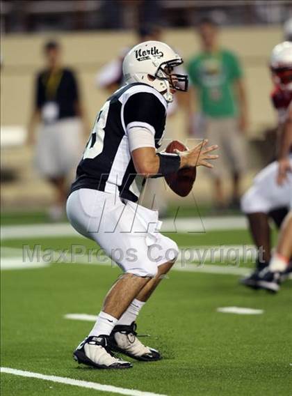 Thumbnail 2 in 2009 THSCA All-Star Football Game photogallery.