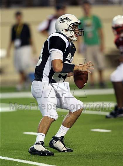 Thumbnail 1 in 2009 THSCA All-Star Football Game photogallery.