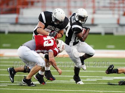 Thumbnail 2 in 2009 THSCA All-Star Football Game photogallery.
