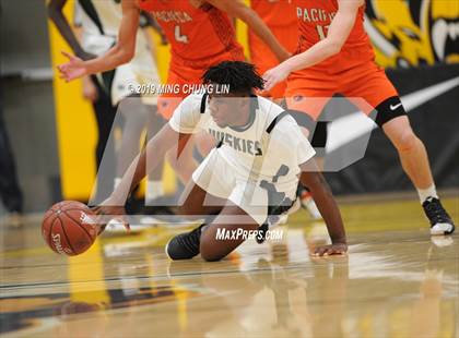 Thumbnail 2 in Pacifica Christian/Orange County vs. Fairmont Prep (CIF SS D4AA Final) photogallery.