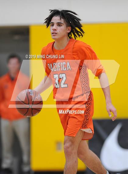 Thumbnail 3 in Pacifica Christian/Orange County vs. Fairmont Prep (CIF SS D4AA Final) photogallery.