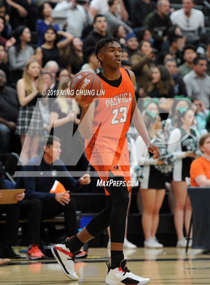 Thumbnail 3 in Pacifica Christian/Orange County vs. Fairmont Prep (CIF SS D4AA Final) photogallery.