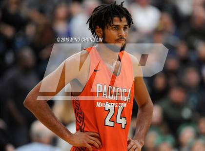 Thumbnail 2 in Pacifica Christian/Orange County vs. Fairmont Prep (CIF SS D4AA Final) photogallery.