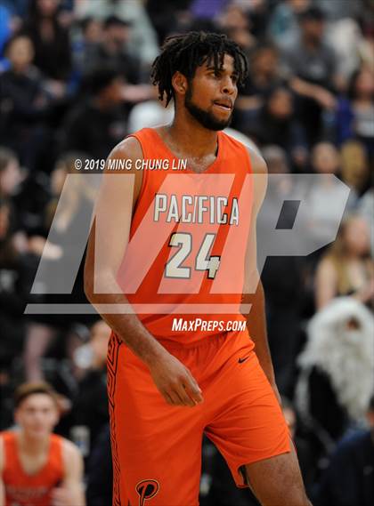 Thumbnail 2 in Pacifica Christian/Orange County vs. Fairmont Prep (CIF SS D4AA Final) photogallery.