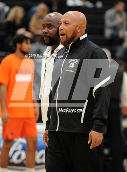 Thumbnail 2 in Pacifica Christian/Orange County vs. Fairmont Prep (CIF SS D4AA Final) photogallery.