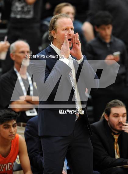 Thumbnail 3 in Pacifica Christian/Orange County vs. Fairmont Prep (CIF SS D4AA Final) photogallery.