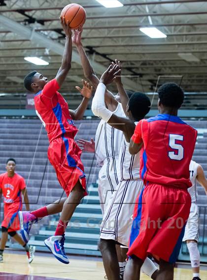 Thumbnail 1 in South Garland vs Rowlett photogallery.