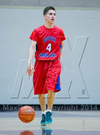 Thumbnail 2 in South Garland vs Rowlett photogallery.