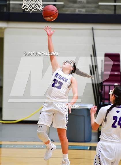 Thumbnail 2 in Akins vs Weslaco (NEISD Invitational) photogallery.