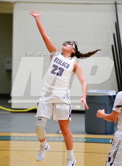 Thumbnail 1 in Akins vs Weslaco (NEISD Invitational) photogallery.