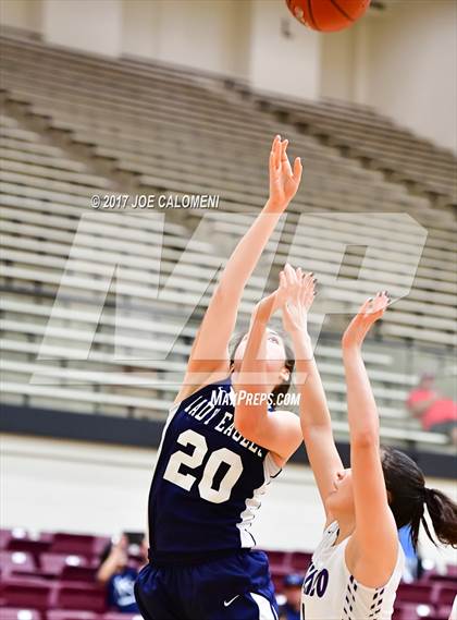 Thumbnail 1 in Akins vs Weslaco (NEISD Invitational) photogallery.