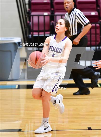 Thumbnail 2 in Akins vs Weslaco (NEISD Invitational) photogallery.