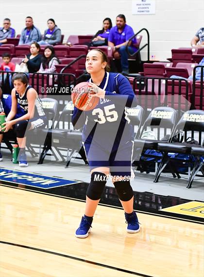 Thumbnail 3 in Akins vs Weslaco (NEISD Invitational) photogallery.